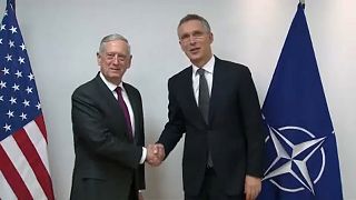 El secretario de Defensa de EEUU y el Secretario General de la OTAN