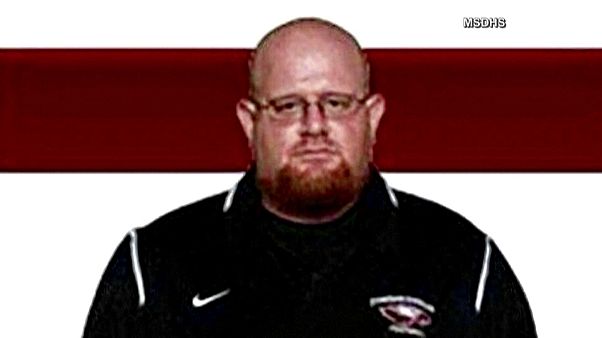 Schulmassaker: Football-Coach als Held Schulmassaker: Football-Coach als Held