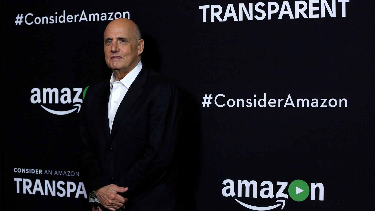 Jeffrey Tambor afastado de "Transparent"