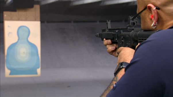 Republicanos fogem ao debate sobre as armas Republicanos fogem ao debate sobre as armas