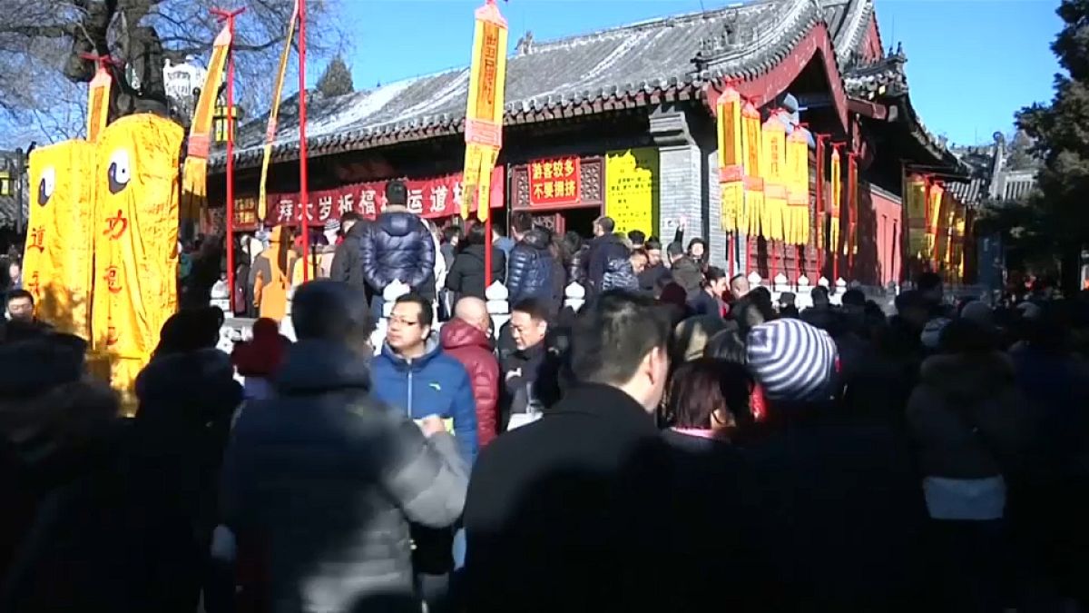 В Китае празднуют Новый год по лунному календарю