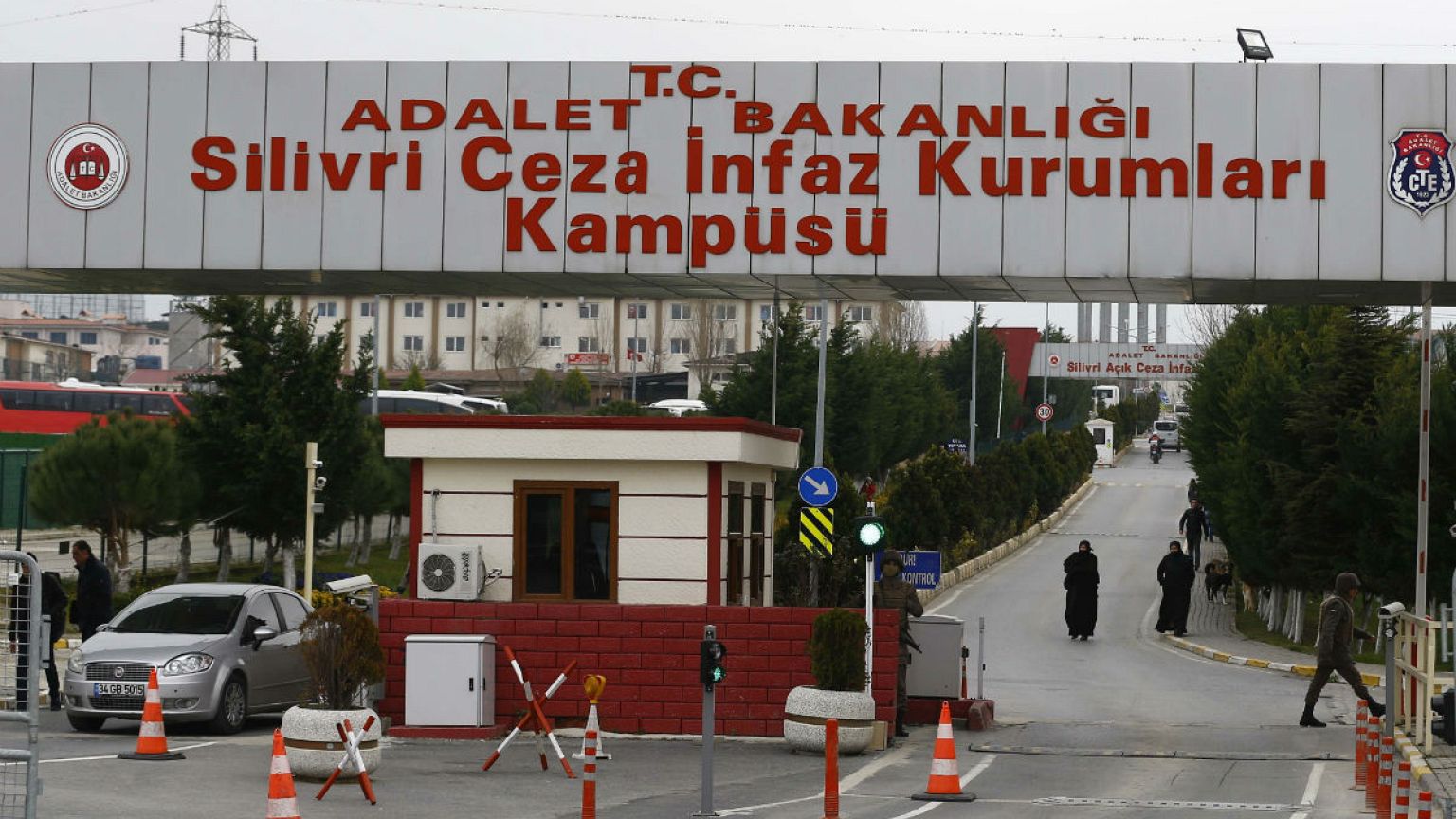BM'den gazetecilere müebbet kararına sert tepki