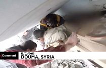 Dramatische Rettung eines Jungen in Syrien - aus einem völlig zerstörten Gebäude