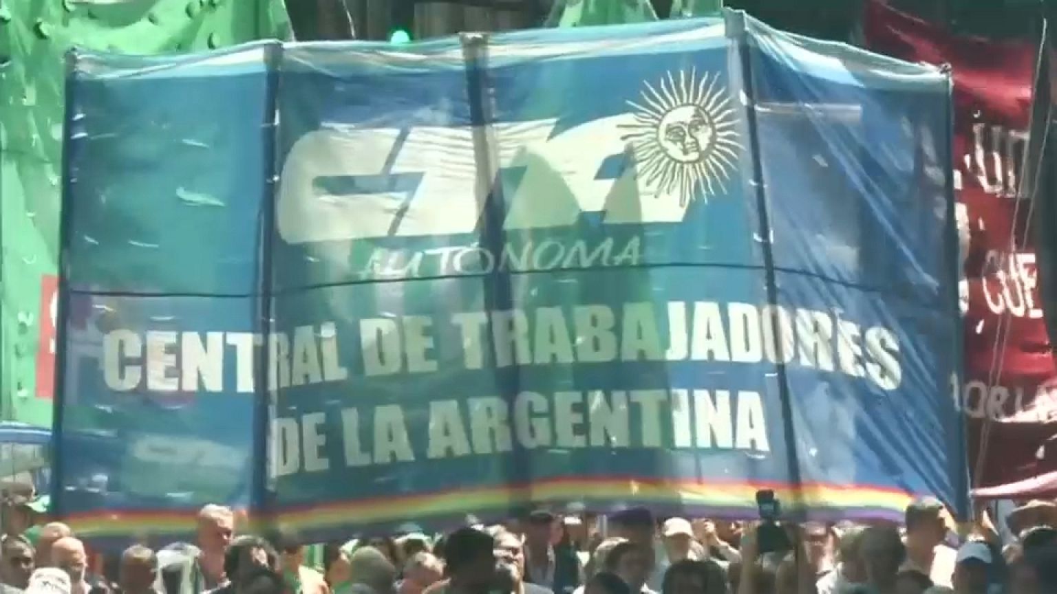 Argentina revive protestas contra las políticas de Mauricio Macri
