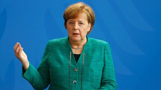 Merkel: Deniz Yücel'in tahliye kararı sevindirici