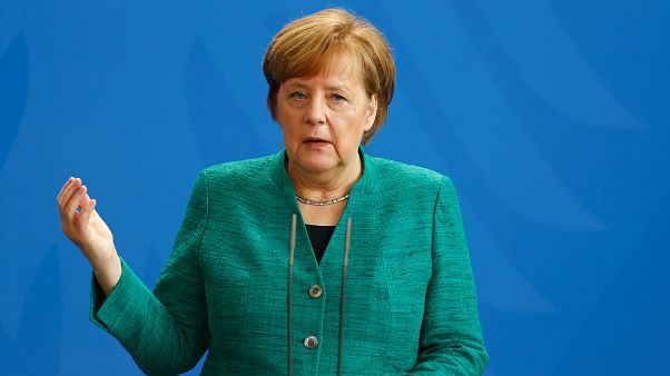 Merkel: Deniz Yücel'in tahliye kararı sevindirici Merkel: Deniz Yücel'in tahliye kararı sevindirici