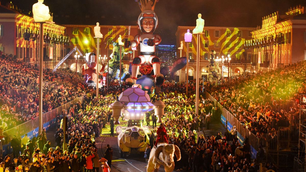 Το φαντασμαγορικό καρναβάλι της Νίκαιας
