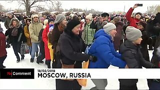Rusia celebra la fiesta de los crepes, que da paso a la Cuaresma