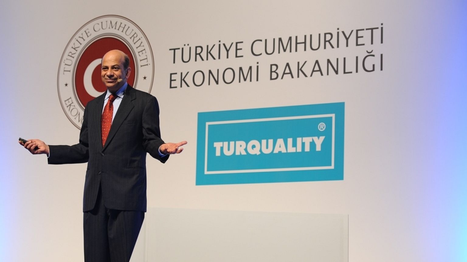 Yurtdışında açılacak mağazalara yüzde 50 kira desteği verilecek