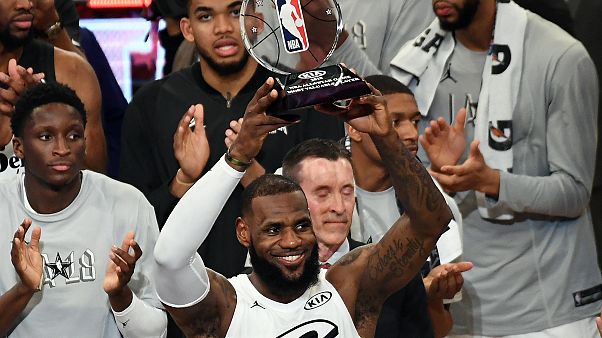 Lebron James csapata nyerte az NBA All Star-gálát Lebron James csapata nyerte az NBA All Star-gálát