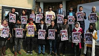 جوانان افغانستان خطاب به رئیس جمهور: «مولانا هویت ماست؛ نه شتر»