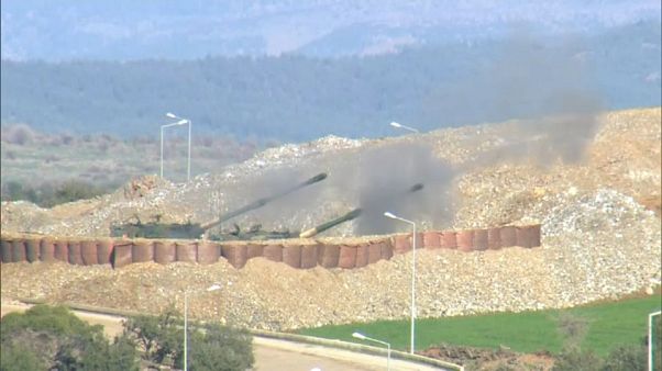 Siria, Damasco interverrà a fianco dei curdi sotto l'assedio turco Siria, Damasco interverrà a fianco dei curdi sotto l'assedio turco