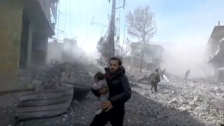 Suriye: Doğu Guta'da siviller saldırı altında