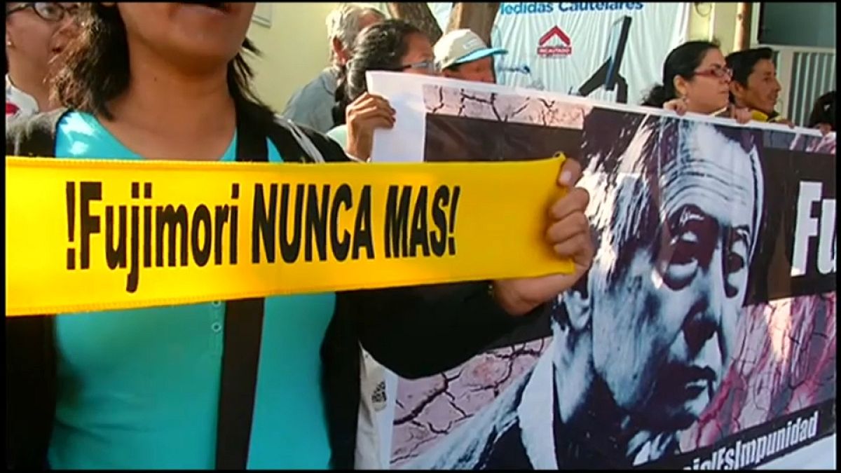 El indulto no salva a Fujimori: será juzgado por la muerte de seis campesinos