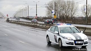 Почему водить в Латвии небезопасно