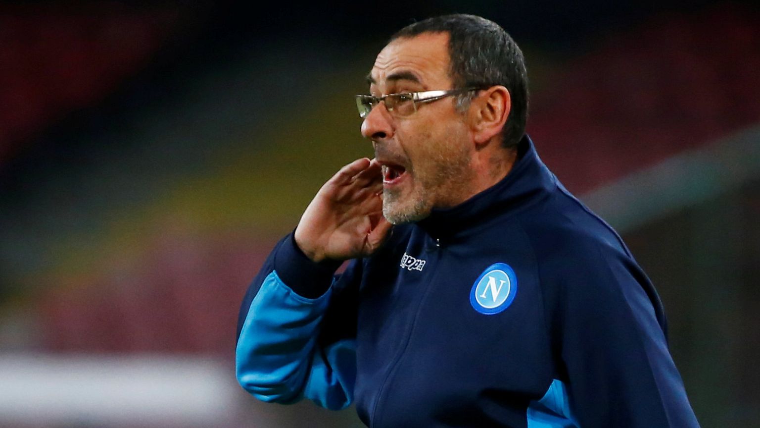 Lipsia-Napoli: i padroni di casa costruiscono una cabina fumatori per Sarri 