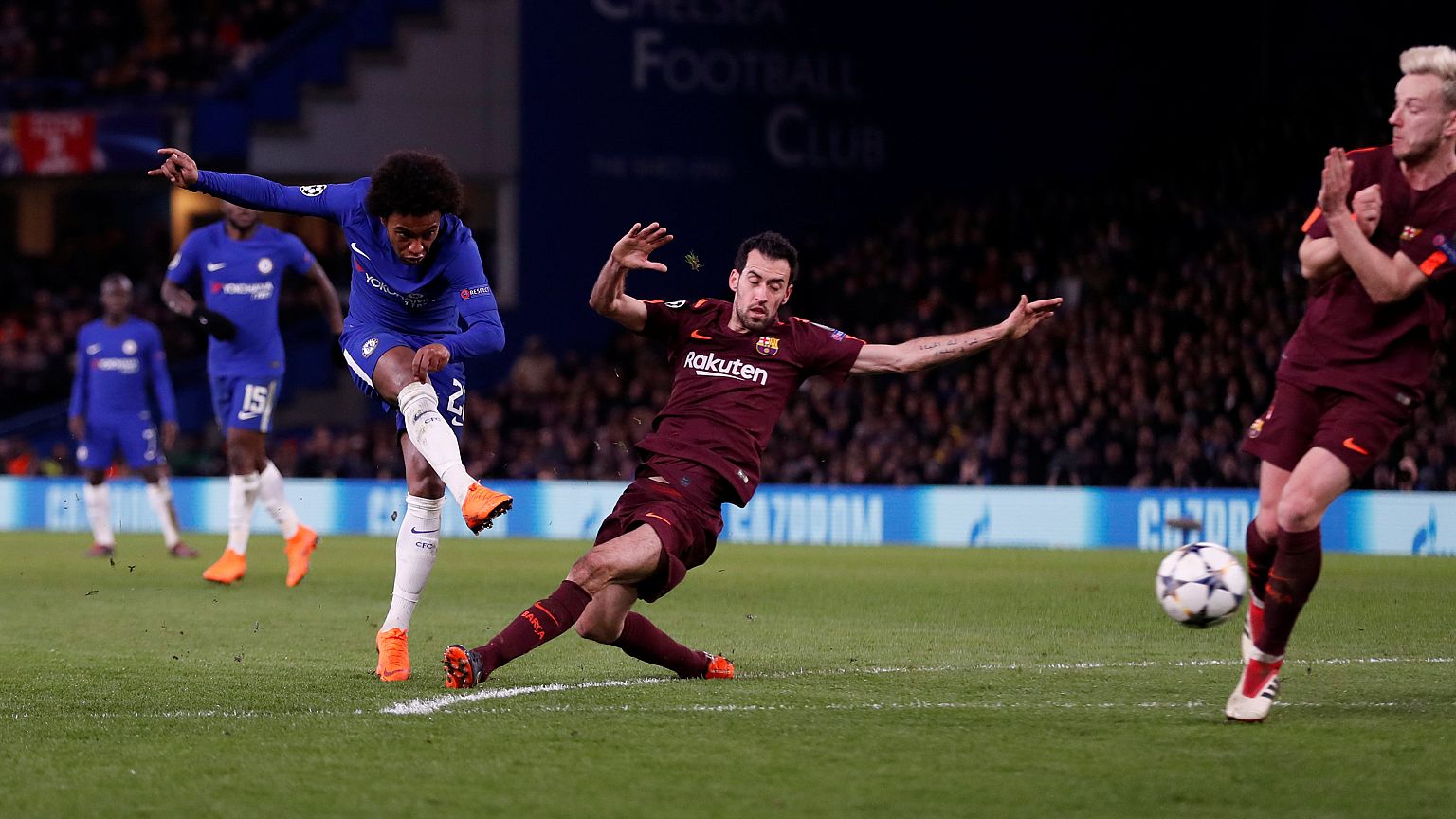 Chelsea et le Barça dos à dos