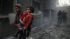 دست‌کم ۲۵۰ کشته در حملات هوایی به غوطه شرقی؛ هشدار نسبت به فاجعه انسانی 