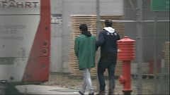 Deutschland schiebt 14 Asylbewerber nach Kabul ab 