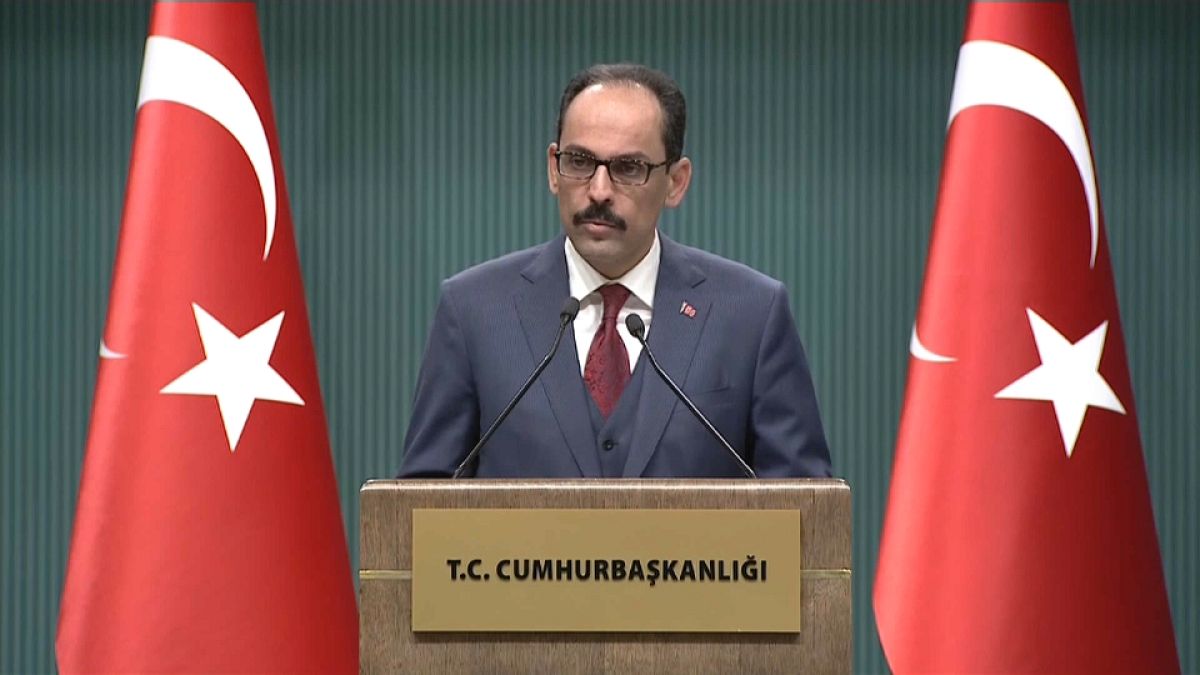 Erdogan avverte Assad: "Ad Afrin, in Siria, l'aiuto ai curdi è terrorismo"
