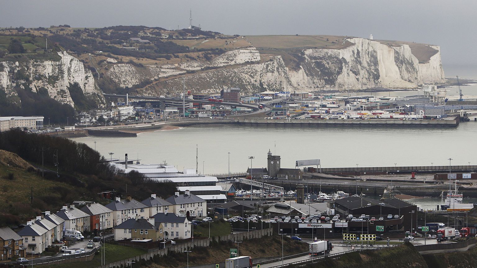 Brexit: How do EU countries' customs plans compare with the UK?
