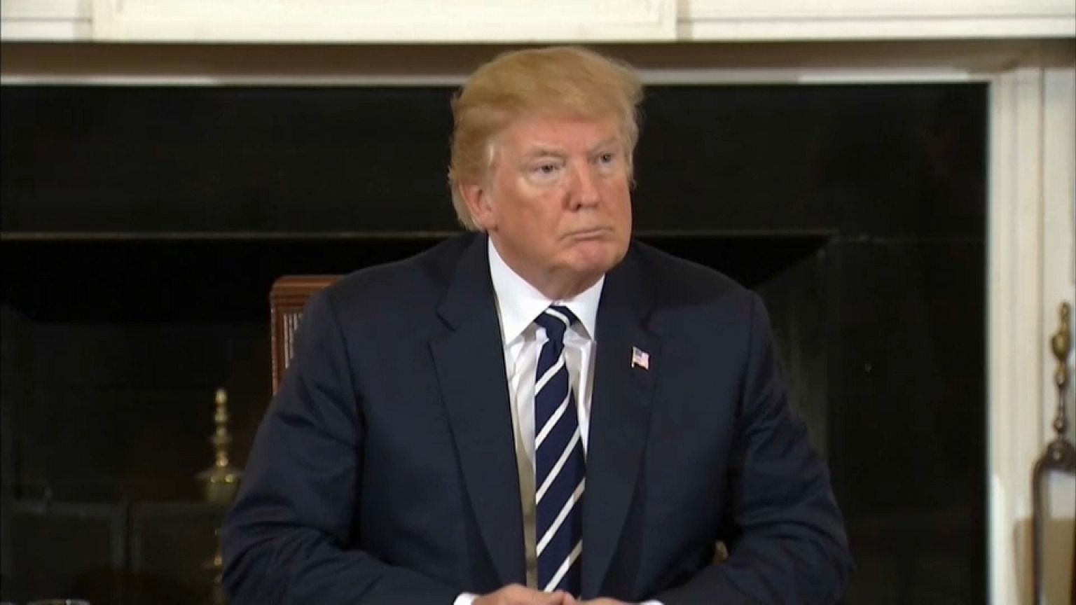 Trump propone armar a los profesores