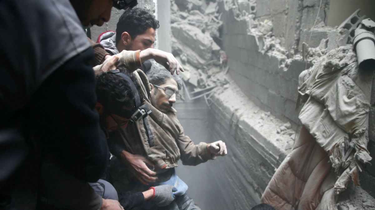 Síria: Hospitais de Ghouta Oriental bombardeados