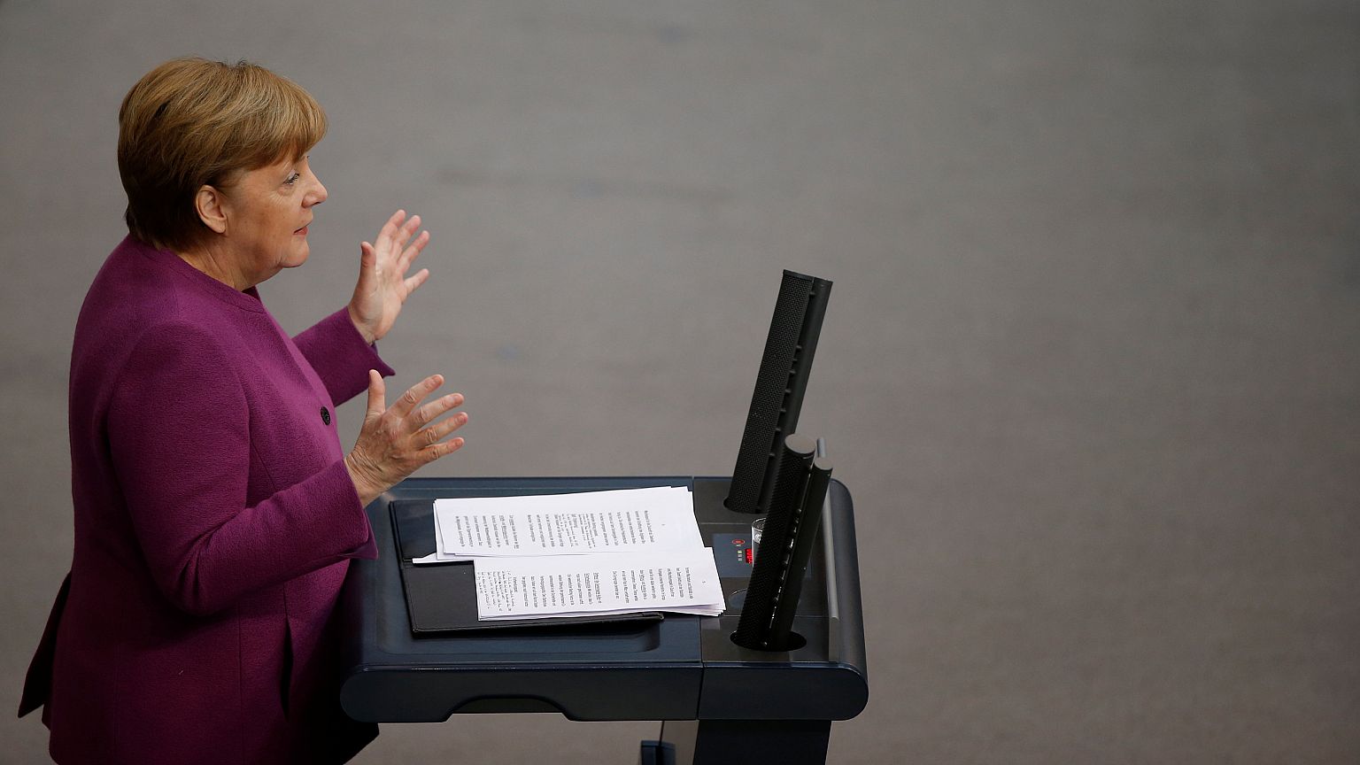 Merkel verurteilt "Massaker" in Ost-Ghouta