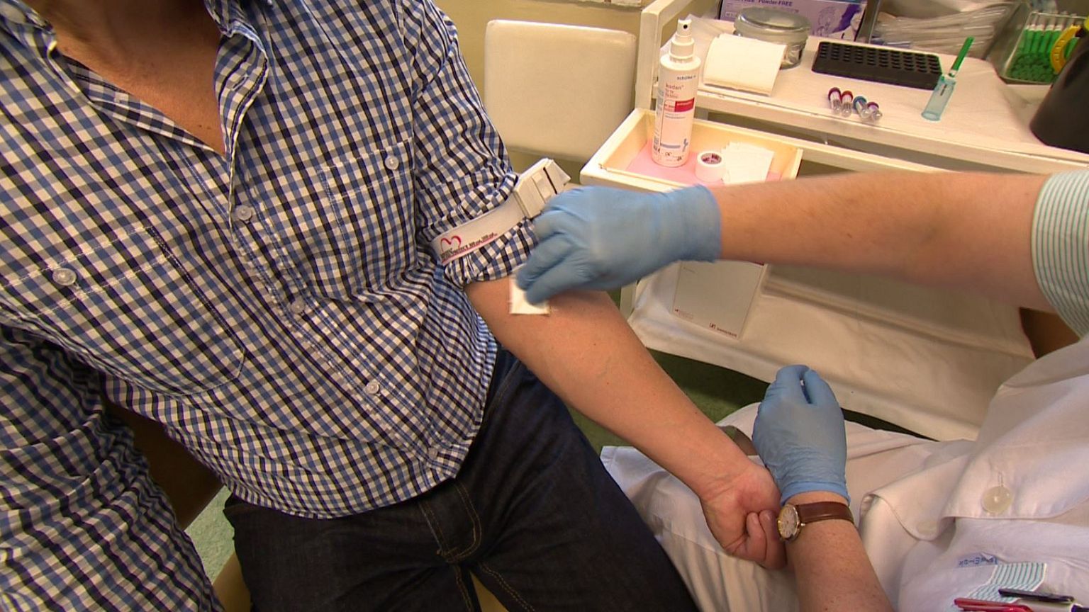 Sztrájkra és tüntetésre készülnek az egészségügyben dolgozók