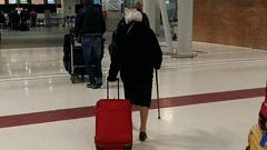 Ένα κορίτσι... 93 ετών από την Ιταλία δίνει μαθήματα αλληλεγγύης