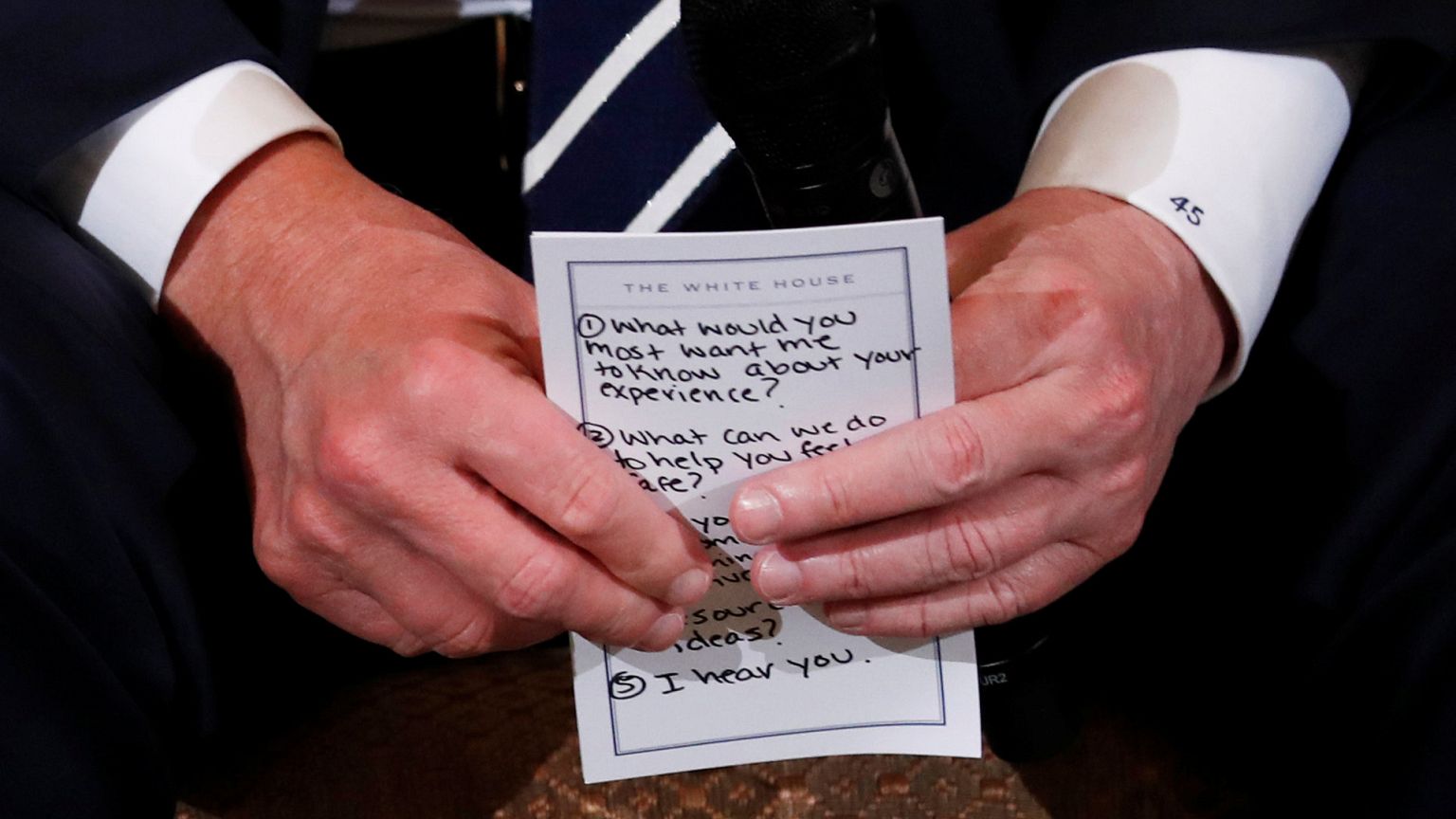Donald Trump trahi par ses fiches