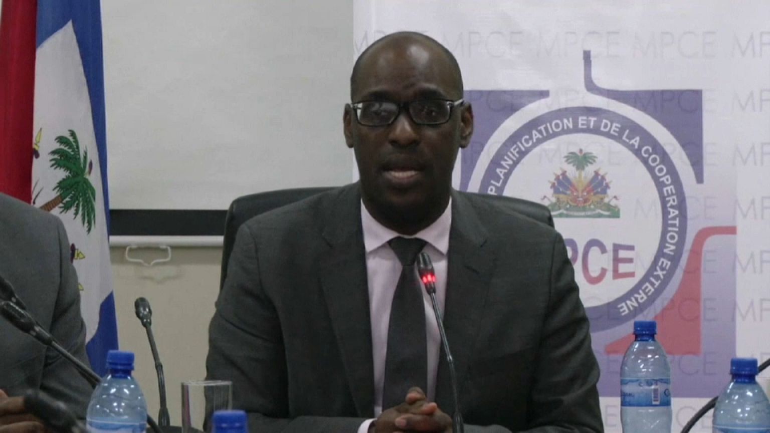 Haïti suspend l'ONG britannique Oxfam