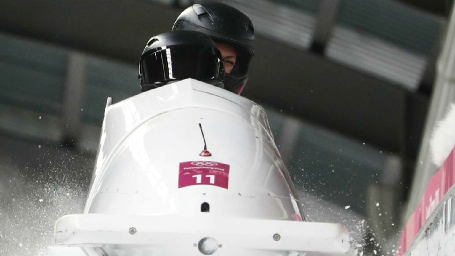 Atleta olímpica russa de bobsleigh acusa positivo em teste antidoping
