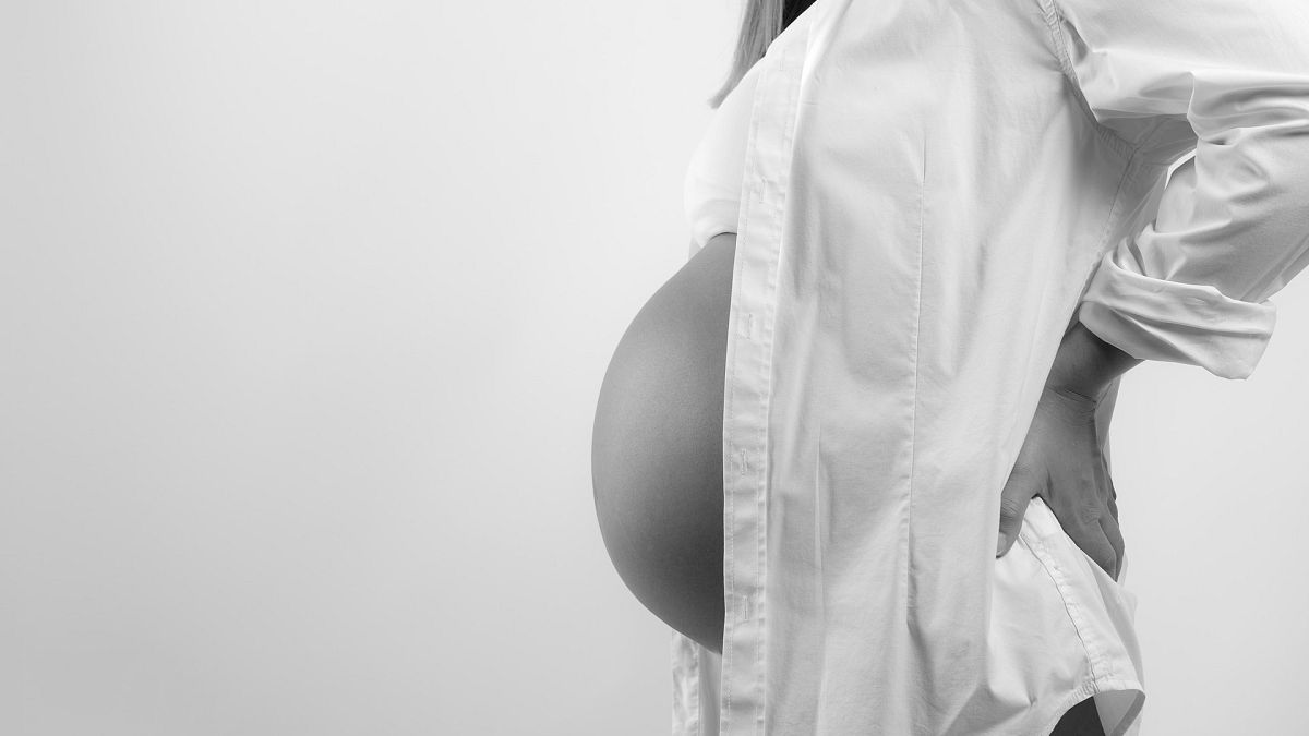 Las embarazadas pueden ser incluidas en los recortes de personal, según el Tribunal de la UE