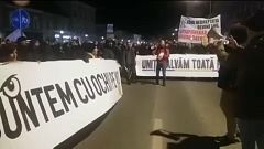 Románia: tüntettek a korrupcióellenes főügyész mellett