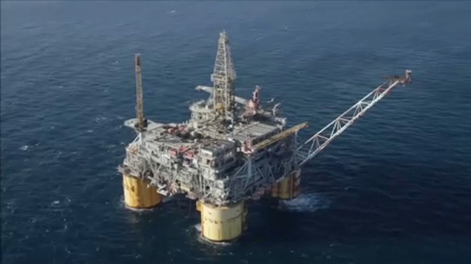 Σοβαρό επεισόδιο μεταξύ του ιταλικού γεωτρύπανου και τουρκικής φρεγάτας στην κυπριακή ΑΟΖ