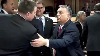 Orbán ismét a kerítés árának felét kéri