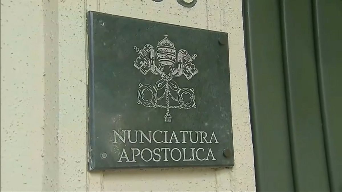 La bolla della pedofilia nella Chiesa cilena