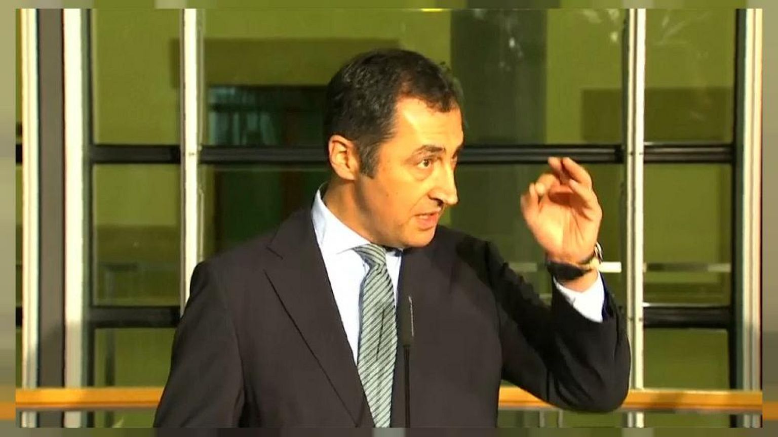 "Deutschland ist stärker als Ihr Hass" 10 Tweets zur Özdemir-Rede