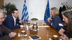Οι επαφές Τσίπρα για εθνικά θέματα και οικονομία