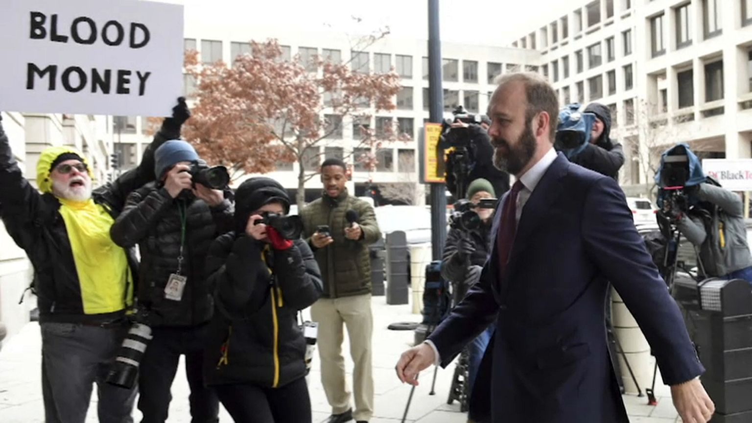 "Russland-Affäre": Ex-Trump-Berater Rick Gates bekennt sich schuldig