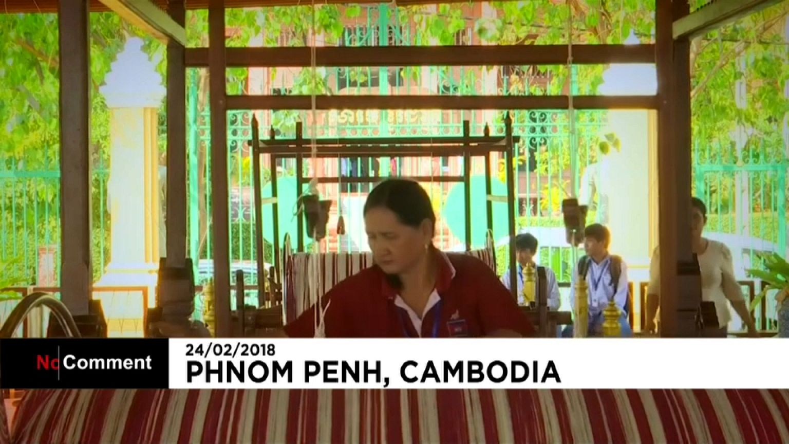 Mais longo cachecol do mundo é do Camboja