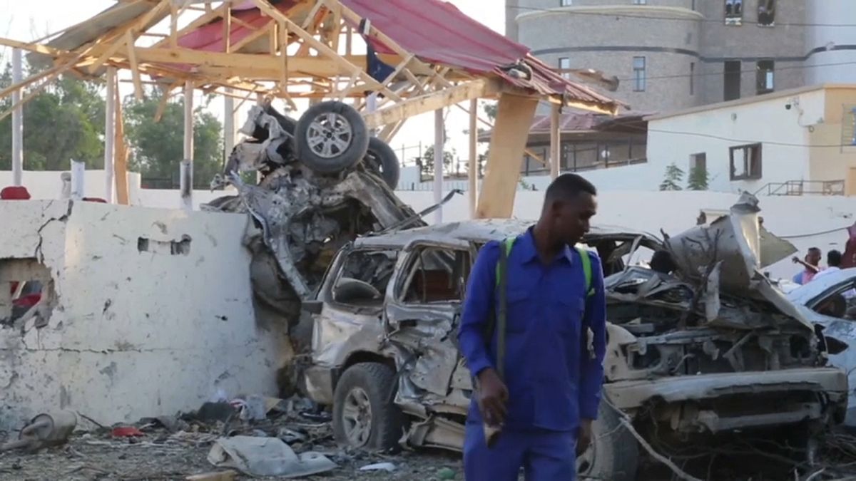 Somali'de intihar saldırısı: 45 ölü