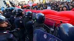 Manifestation anti-fasciste de Milan, samedi 24 février.