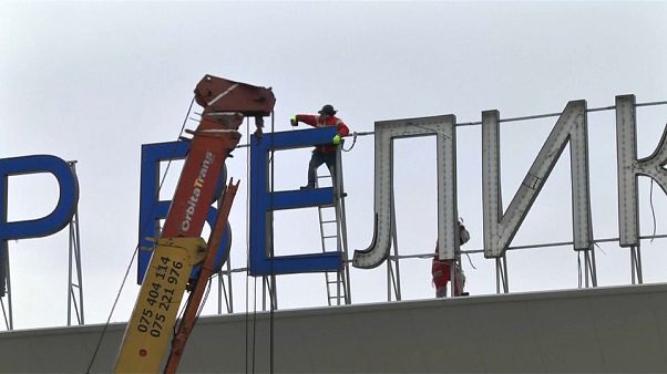 Macedonia: cambia nome l'aeroporto della discordia Macedonia: cambia nome l'aeroporto della discordia