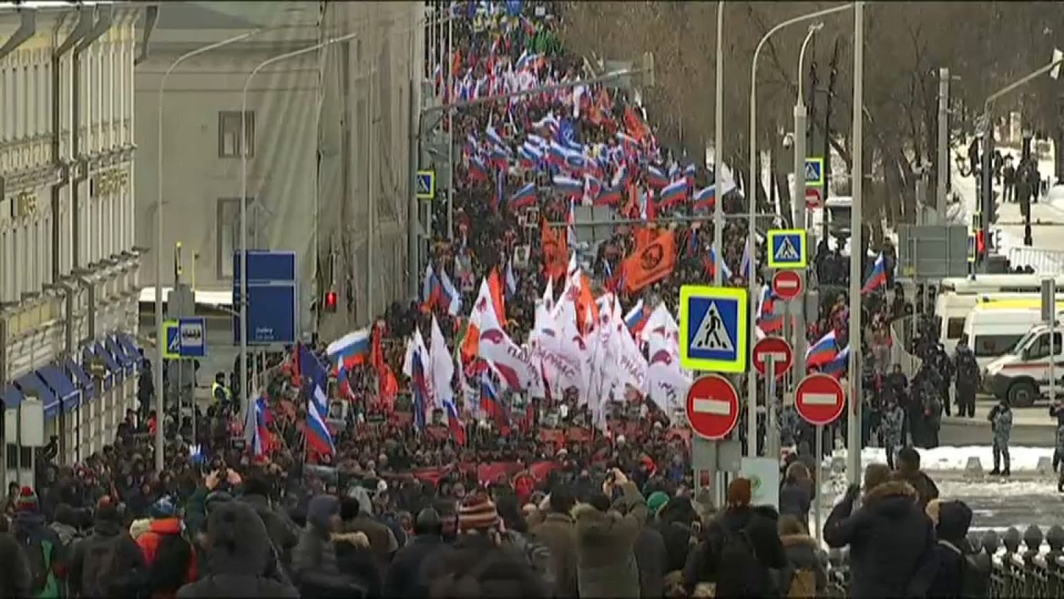 Marcha en Moscú en el aniversario del asesinato del opositor Nemtsov