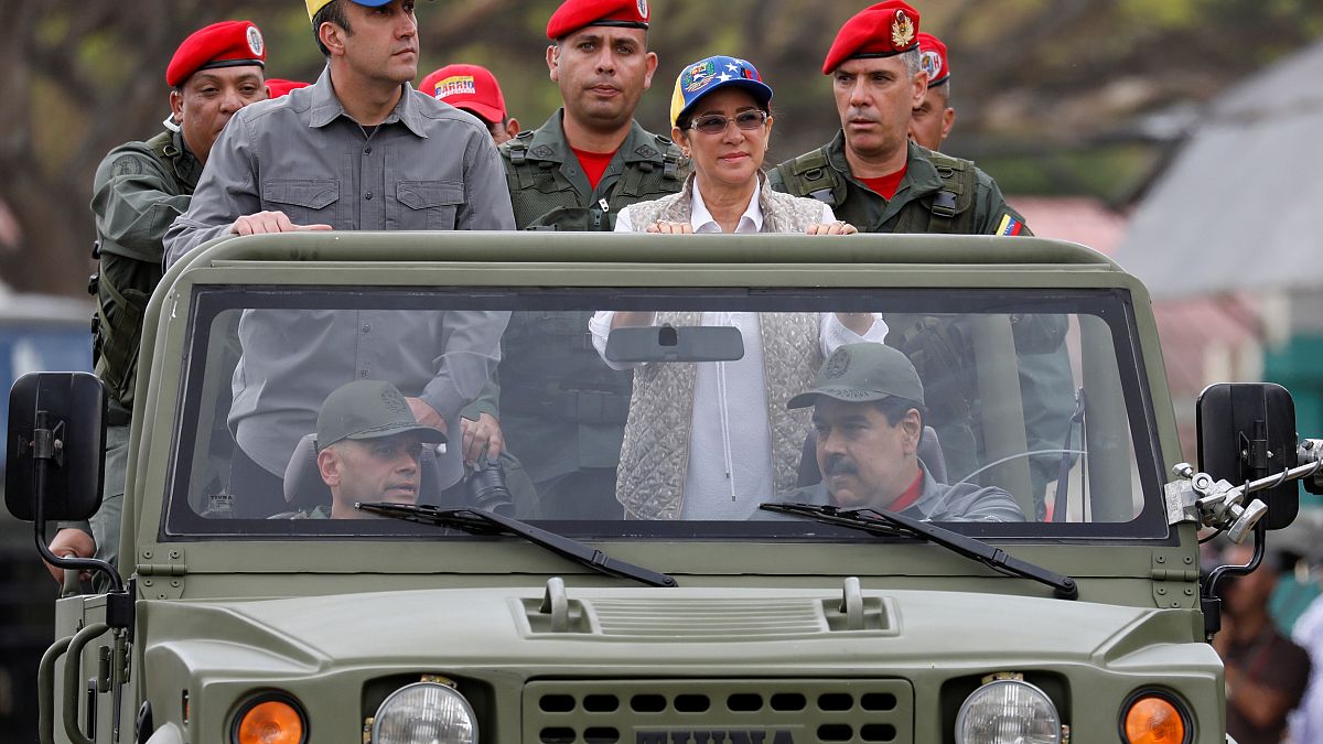 Nicolás Maduro lidera una serie de ejercicios militares en Venezuela