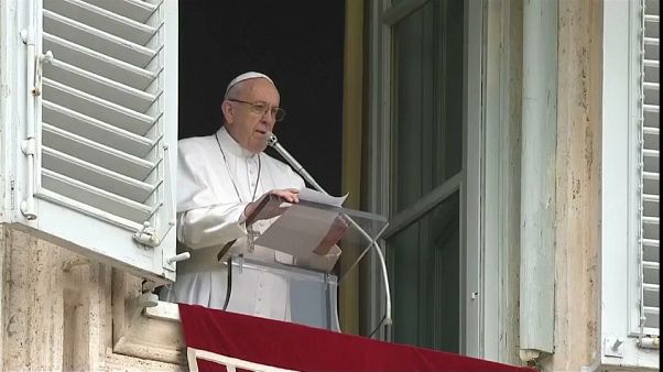 El papa pide el cese inmediato de la violencia en Siria El papa pide el cese inmediato de la violencia en Siria