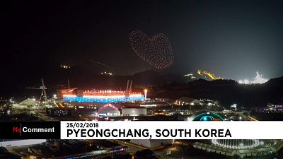 Фейерверк в честь закрытия Олимпийских игр в Пхёнчхане