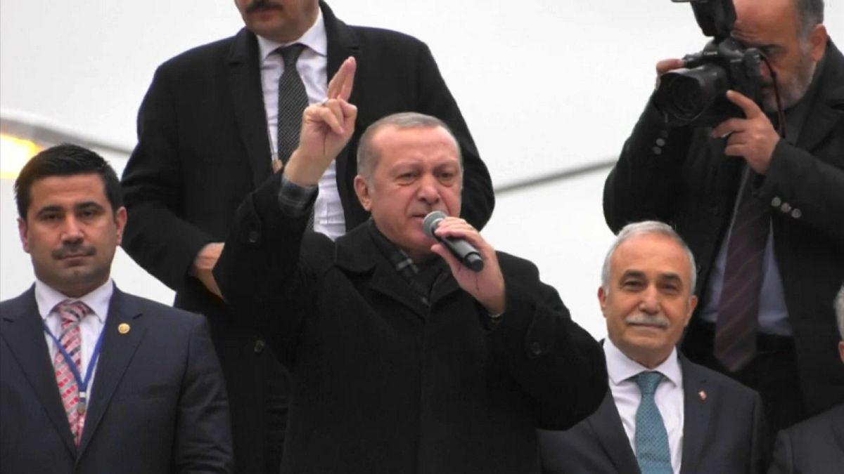 أردوغان: أستغرب من الدعم الدولي لقاتل أكثر من مليون سوري